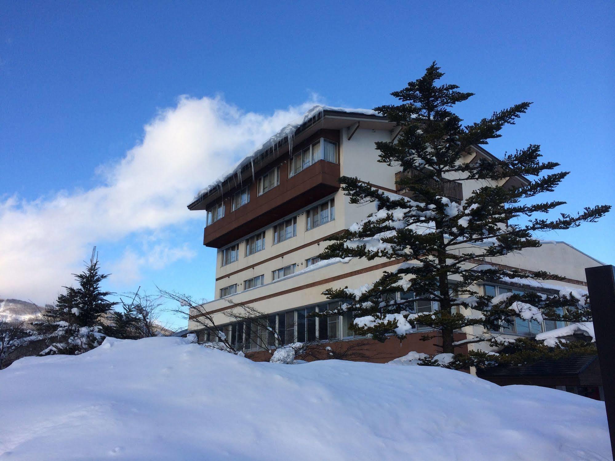 Отель Mountside Jodel Хакуба-Мура Экстерьер фото