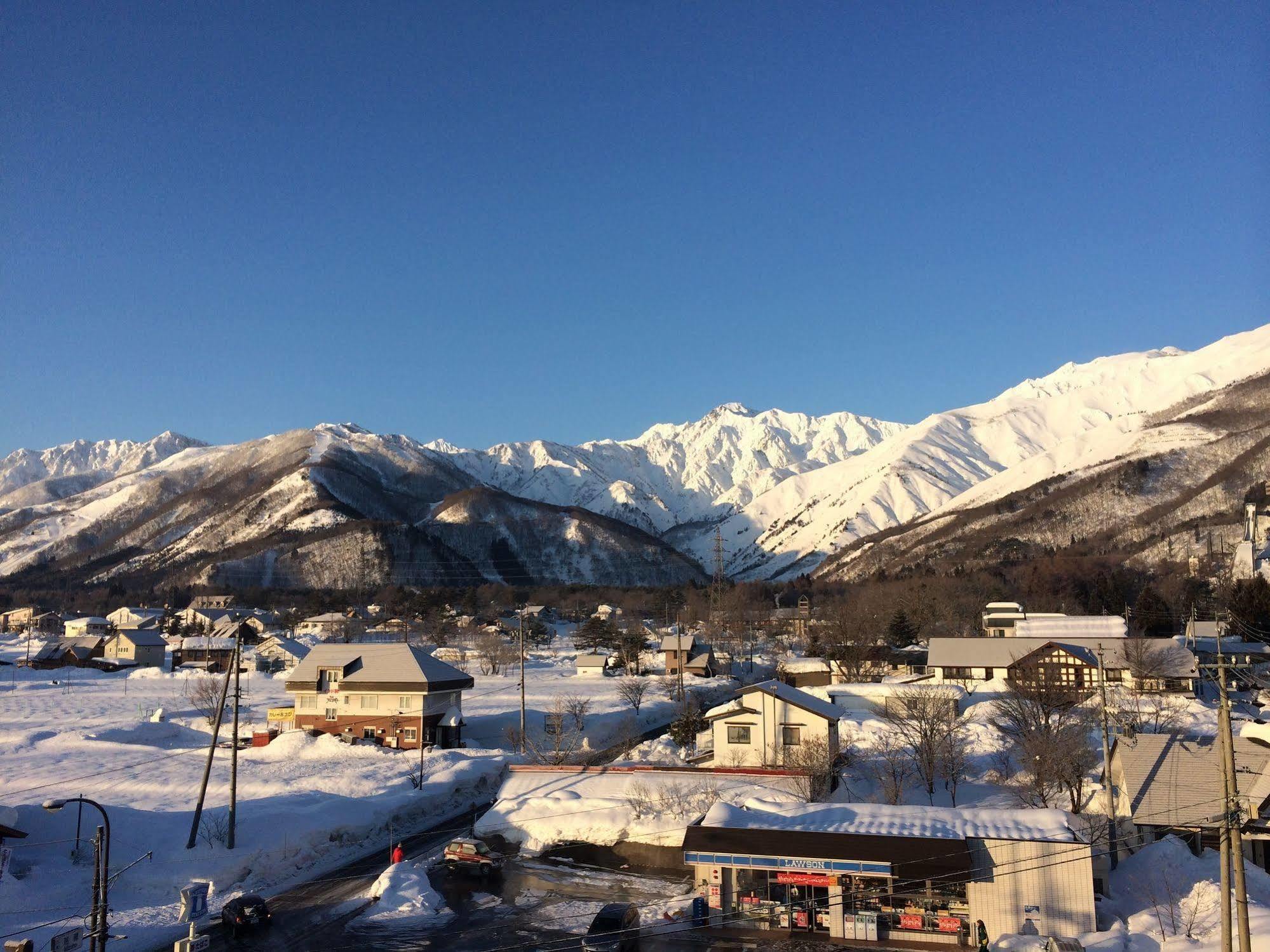 Отель Mountside Jodel Хакуба-Мура Экстерьер фото