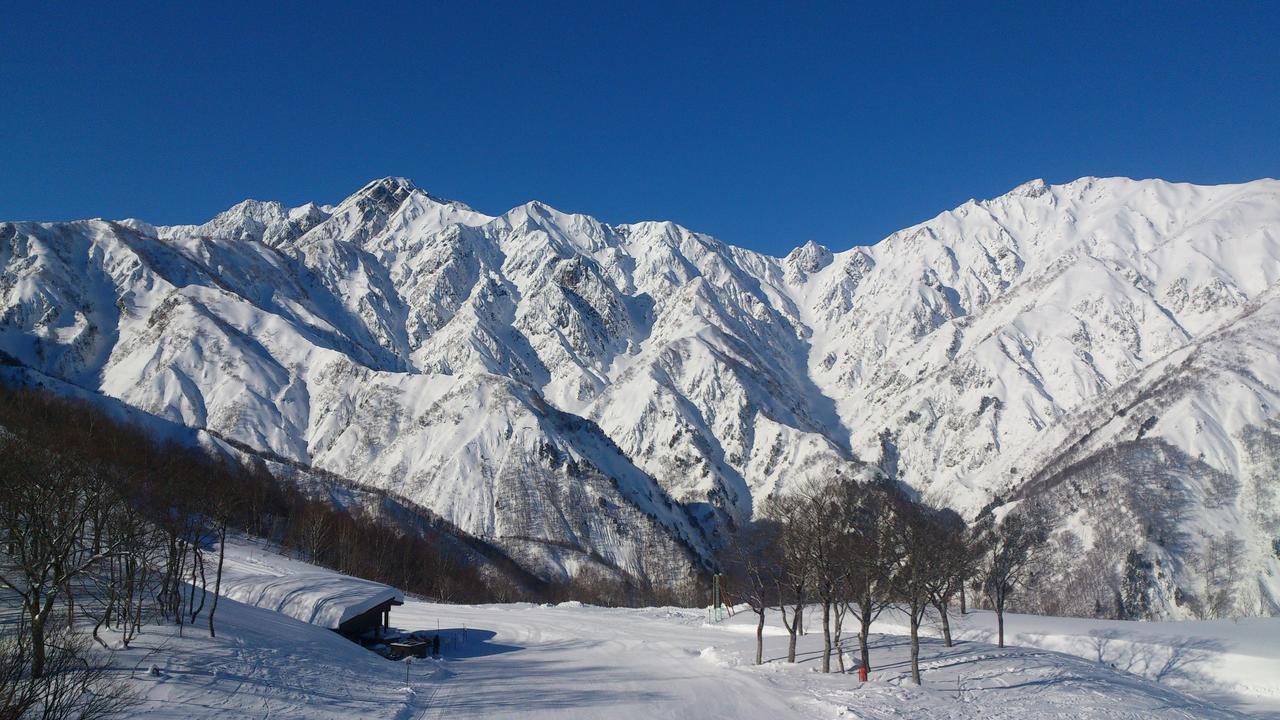 Отель Mountside Jodel Хакуба-Мура Экстерьер фото